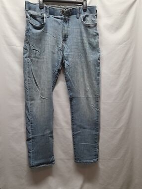 Lee Men's Slim Straight Jeans in Light Blue Denim